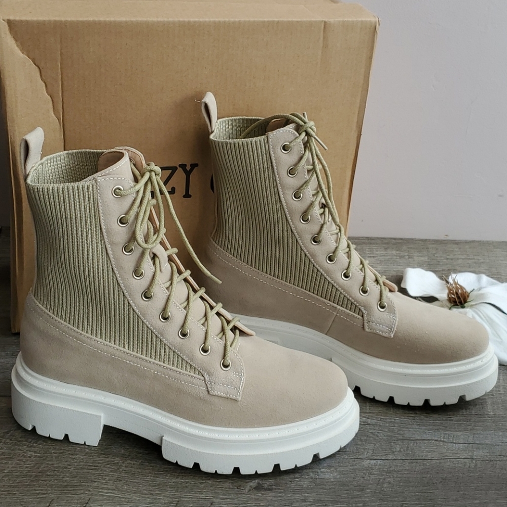 NEW Cozzy Girl lug sole combat boots